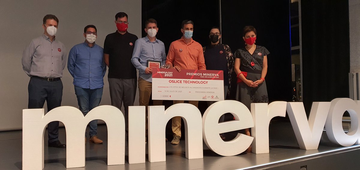 Agradecemos al <a href="/ProgramaMinerva/">Programa Minerva</a> el premio que nos han concedido por cumplimiento de objetivos y a tod@s vosotr@s por el apoyo habiendo obtenido el premio del público en #MinervaDay

Felicitar también a <a href="/TalesTechnology/">TALES tecnology</a> y <a href="/firmafy/">Firmafy - Firma electronica - kit digital</a> por el premio. 

CC: <a href="/VodafoneEmpresa/">Vodafone Empresas</a> @EconomiaAnd
