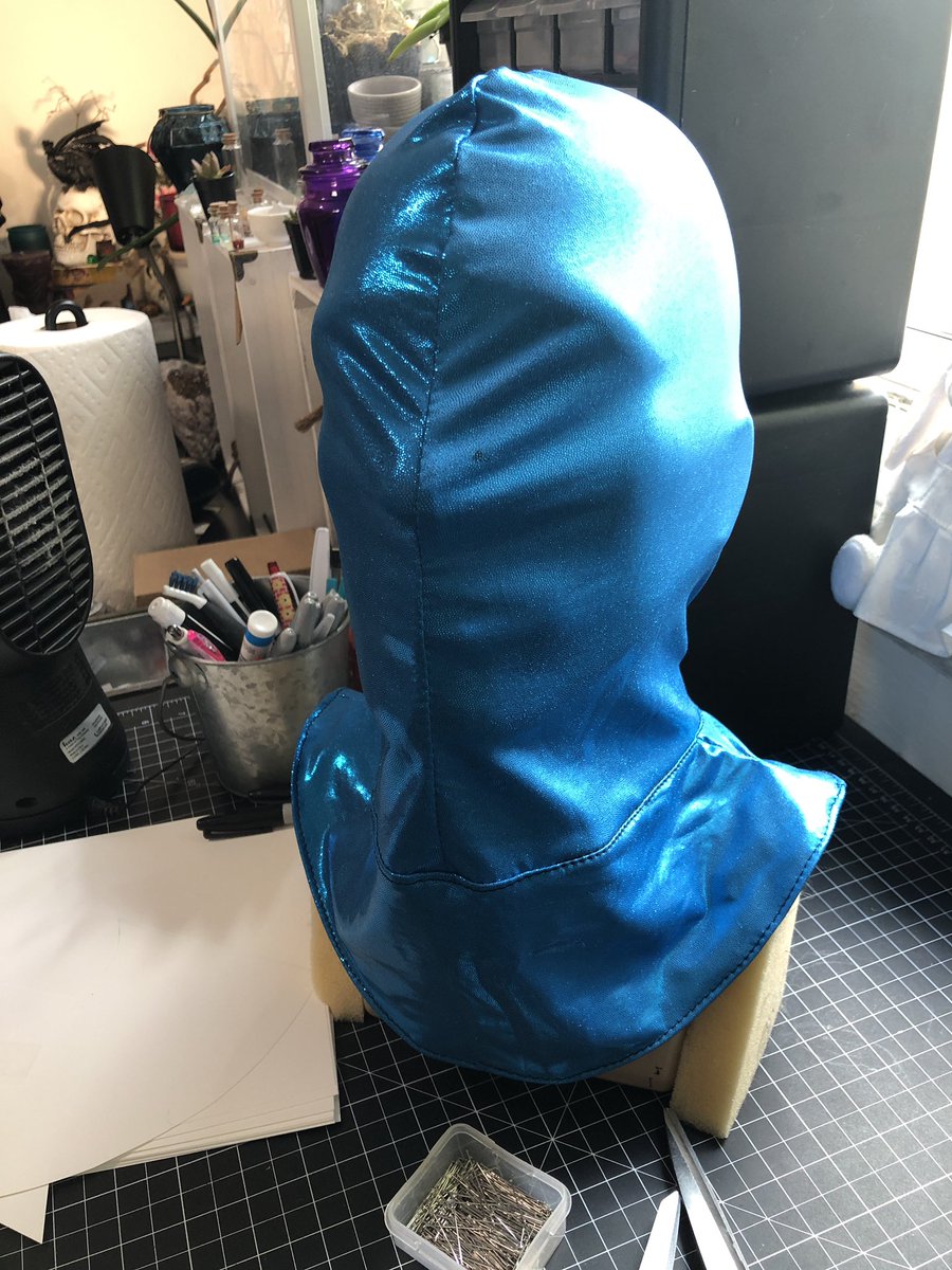 joecifur's tweet photo. today in weird niche wips is an inside out balaclava for a better-fit neck pattern 🤔 https://t.co/4NkVR0Nqk5