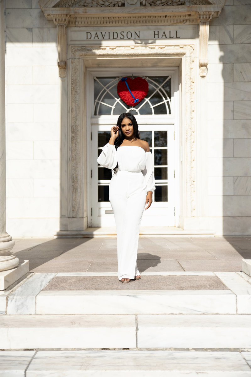 nique6399's tweet image. Summa Cum Laude✅
3.99 GPA✅
2021 MIS Honors Awardee✅
FIRST Installed Beta Alpha Psi President✅
Internship✅
Tutor✅
President’s List 7x✅
Deans List 8x✅
Several officer positions✅

B.S in Management Information Systems &amp;amp; Finance, Minor Economics 🔷#CCSU2021 #Blackgrad🔷