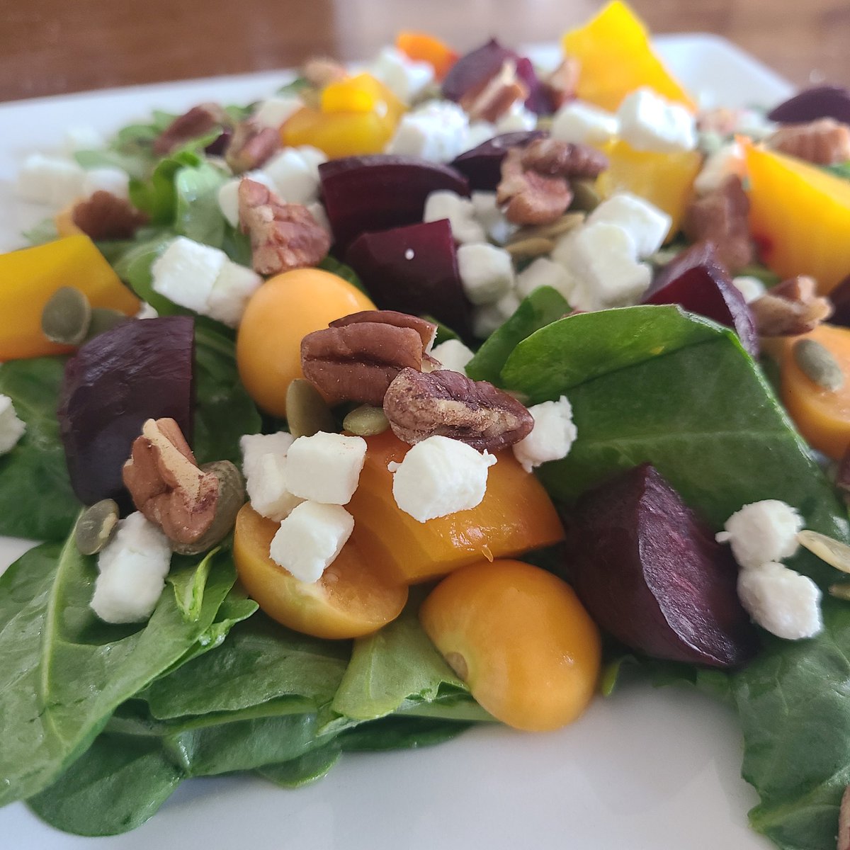 reluctanthmmkr's tweet photo. Spinach &amp; Arugula salad with red &amp; golden beets, ground cherries, pepitas, pecans and goat cheese in an orange &amp; white wine vinaigrette.  #summersalad #groundcherries #goldenberries #pepitas #pecans #goatcheese #chevre #arugula #spinach #beets #goldenbeets #thereluctanthomemaker https://t.co/WB4jHCpb4r