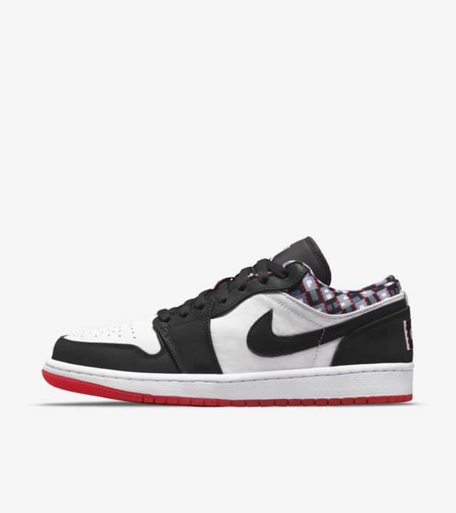 Ad: Quai 54 x Jordan Collection dropping via Offspring in 15mins

AJ1 Low:tidd.ly/3e49c39
AJ11 CMFT:tidd.ly/3qXVzb4
AJ35 Low:tidd.ly/2TU5l1S