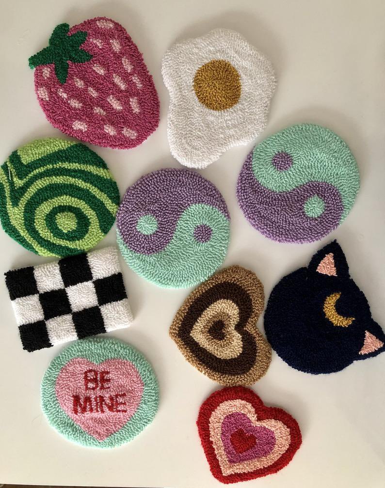 yanayanayanaa's tweet photo. end traditional coasters normalize mug rugs https://t.co/D2XGM3gJ2A