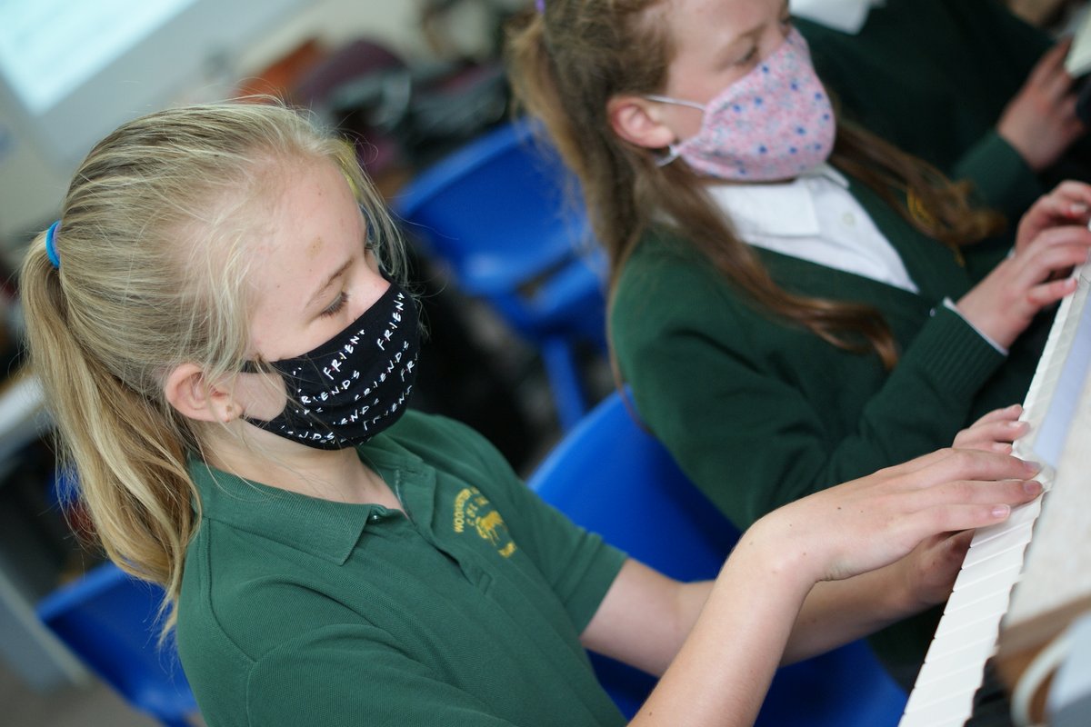 CDPStoday's tweet photo. Pupils who will be joining us as Year 7 in September have had the opportunity to spend two days with us and attend a range of lessons including Science, Music, PE and Geography. We hope you’ve had fun!
#InductionDays #CirencesterDeerParkSchool #Cirencester #DeerParkSchool https://t.co/purX3RV0yF
