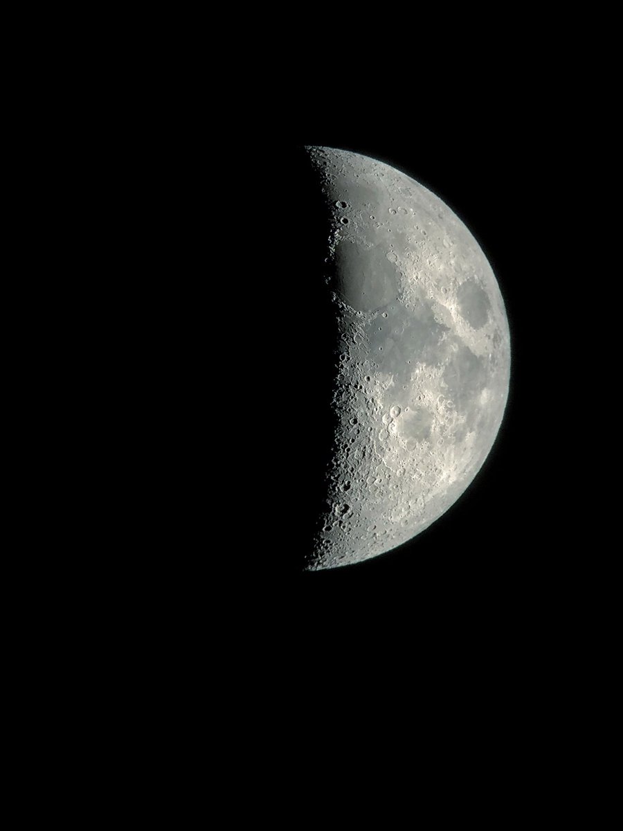 Not had much time for stargazing lately but here is one of my first pics using a 6 inch skywatcher 150p dobsonian and iPhone 8, taken back in March. 

ourplaceinspace.co.uk 

#astronomy #space #science #moon #physics #Astrophysics #Astrophotography #photooftheday