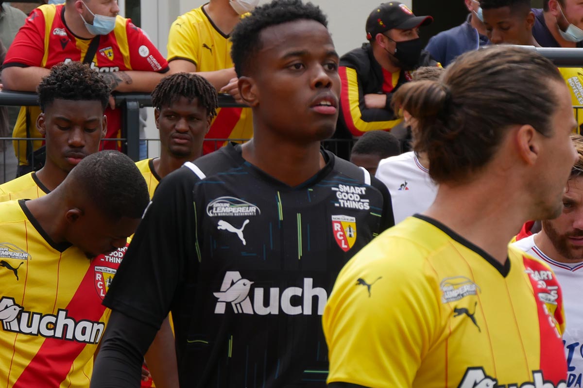 MickaelNys's tweet photo. Quelques photos de la rencontre de ce vendredi pour @LensoisComLive. #RCLens #RCLUSG https://t.co/JkeG97ymta