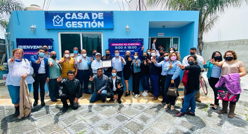 Seguimos trabajando desde la Casa de Gestión; se han establecido conversaciones con diferentes grupos sociales del municipio. Para mi es importante establecer un canal de comunicación contundente y efectivo con las y los sanandreseños.