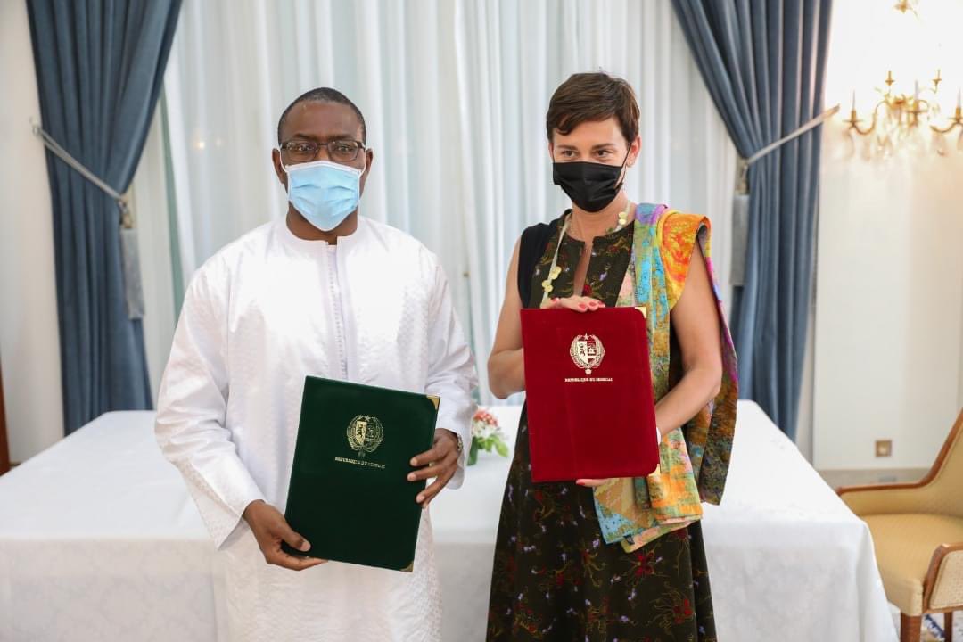 AmadouHott's tweet photo. J’ai le ferme espoir que ce partenariat se poursuivra dans le cadre du financement intégral du Projet prévu en août et auquel j’invite tous les partenaires intéressés à participer.
 
@economie_sn @PasteurDakar https://t.co/leIMpGGC31