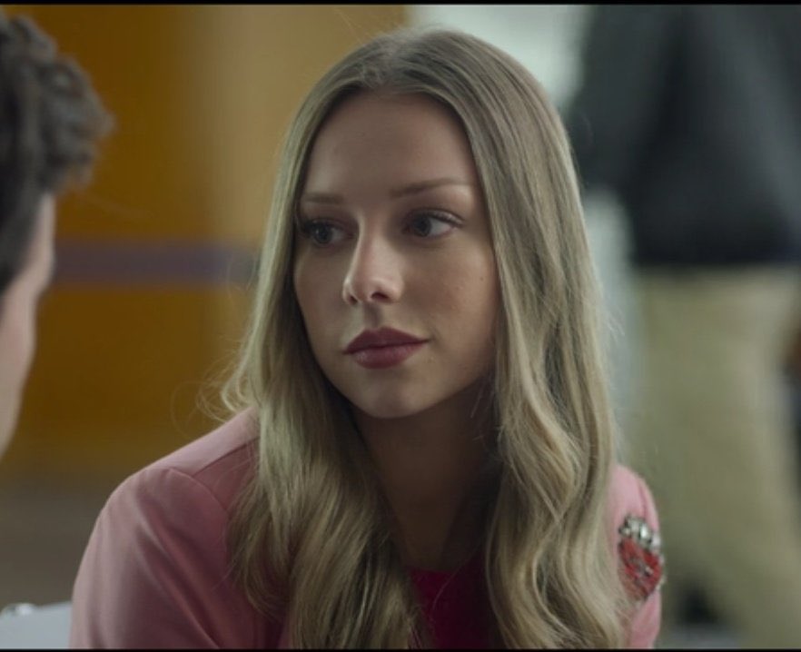 emyexposito's tweet image. eu nunca                          eu sei,             
desistiria                          por isso eu   
de você                            tive que
                                          desistir de nós