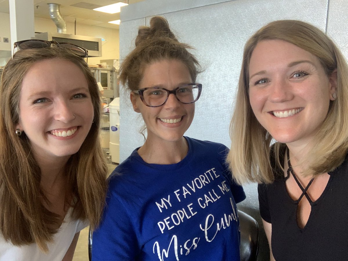 Learning all about purposeful play @ooseygooeylady and ready to rock it in K this year <a href="/ApacheIS512/">ApacheIS SMSD</a> Bonus: team building with @_miss__wright_ <a href="/CumleyBecca/">Becca Cumley</a>