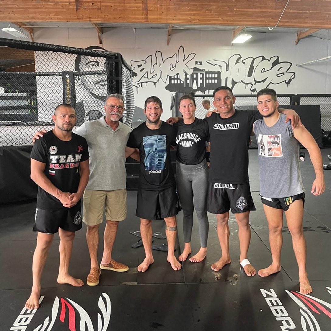 DiegoBrandaoMMA's tweet photo. I’m on my way to Las Vegas @ufc #ufc264 #TEAMBRANDAO https://t.co/x9UAyFzoVz