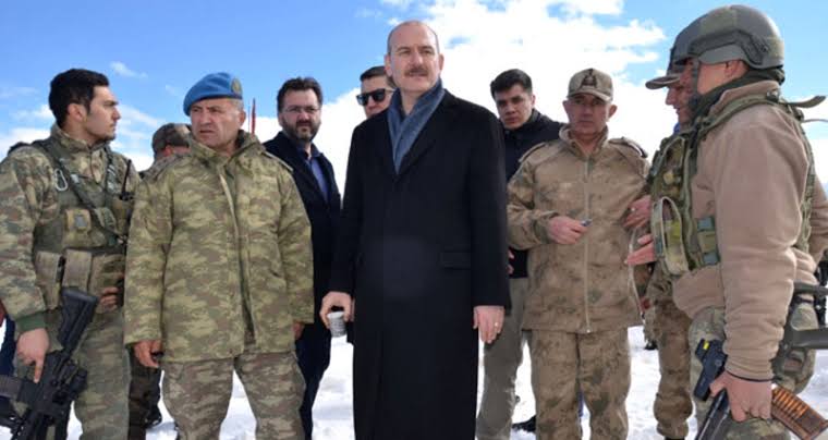 Geldik yoktununuz
-Mekanın sahibi

DAĞLAR BİZİMDİR