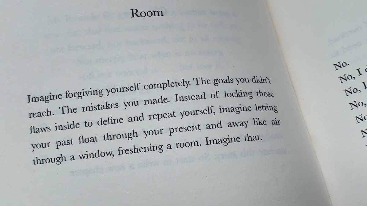 cdlucky13's tweet photo. Room
Imagine forgiving yourself completely. The goals you didn't reach. The mistakes you made. 
Matt Haig. The Comfort Book.

#peoplemakemistakes 🧡 #forgivenesschallenge 🧡
#SelfAcceptance 🧡 https://t.co/u7OFJweQkk
