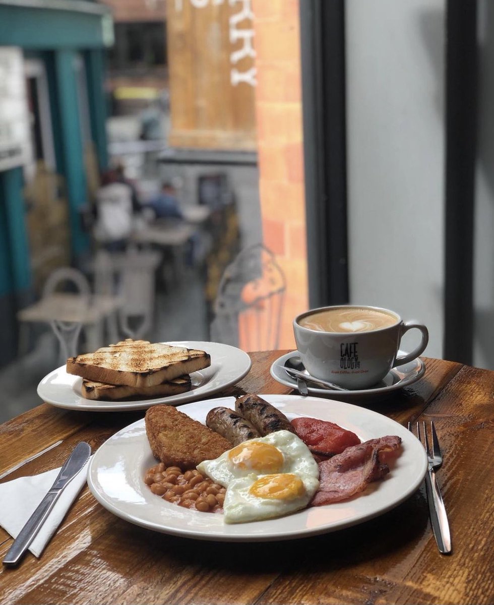 SFieldsCafe tweet picture