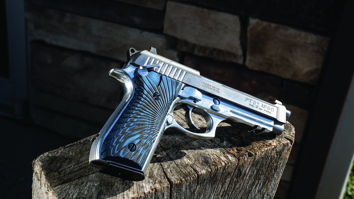 TaurusUSA's tweet image. G10 Grips on the the #Taurus92 = 🔥
Shop now--&amp;gt; bit.ly/3yEdiqE
