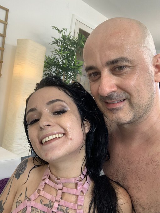 🔥AN ANAL QUEEN IS BORN🔥  Follow Holy Machiavelli:       @holymachiavelli   This is a proper porn debut😈👇  1st<a href="/tag/backstage"class="tags"><span>#backstage</span></a><a href="/tag/behindthescene"class="tags"><span>#behindthescene</span></a>