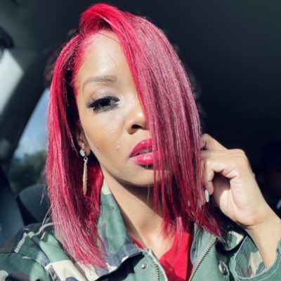 4everpetite's tweet photo. This red brings on a whole new vibe! It’s a little messy at times though🤦🏾‍♀️ #NewProfilePic https://t.co/T4458mtVRF