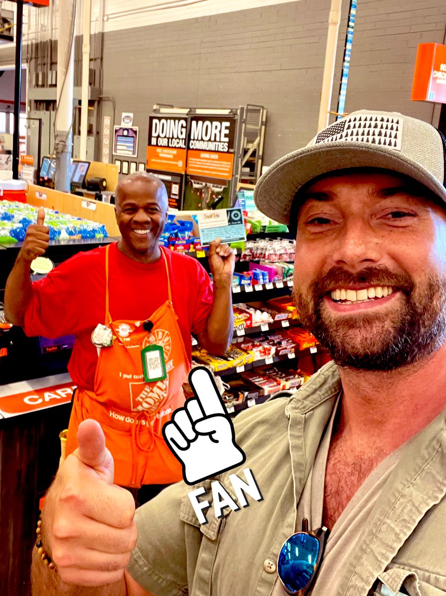 Cheyenne at 2734 always demonstrating G.E.T behaviors! I see 👀 you Cheyenne and we appreciate you! Great $350 recovery at sco! <a href="/michael_chirco/">Michael Chirco</a> @XKerrigan @dennissanders13 <a href="/Home2734/">Chesterfield Home Depot #2734</a>