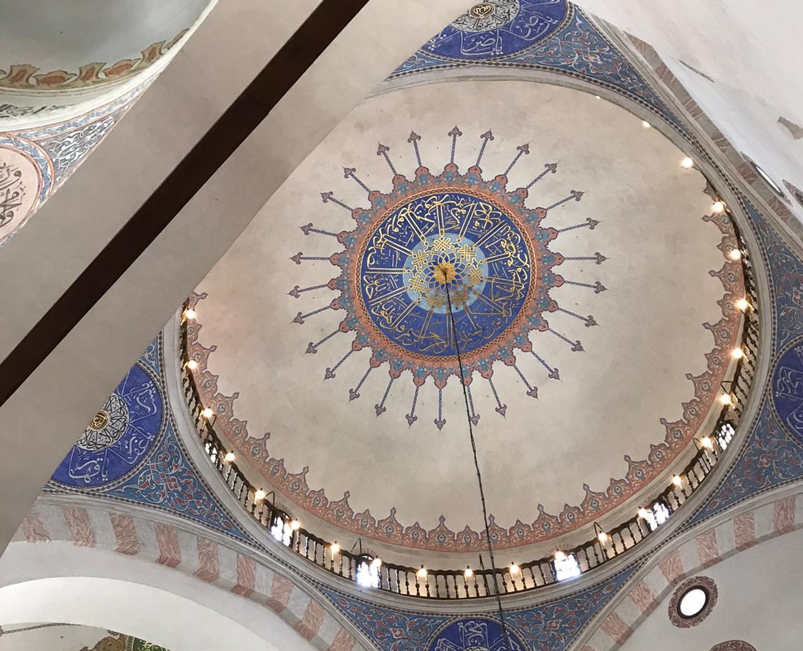 fuadidi's tweet photo. Duša koja putuje na djelu dobročinstva #Begova #Mosque #Sarajevo #GaziHusrevBeg @preporod https://t.co/DDtJr0n2gG