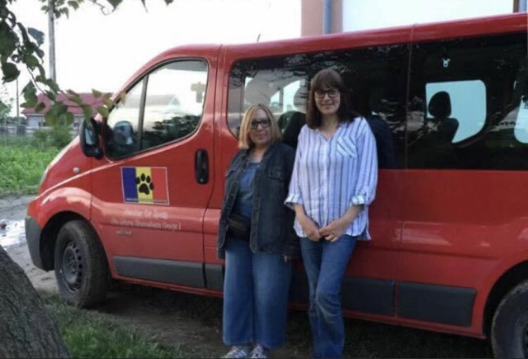 scanme_tukslaw's tweet photo. Back in 2016 I volunteered for Animal Spay Neuter International on a spayathon in Romania and it made me a lifelong supporter of #notborntostray
@DogDeskAction are raising funds to support 2000 sterilisations. Pls pop to their page & donate £2 a month.
https://t.co/7bPGJWvgaO https://t.co/3xkpQrn0o0
