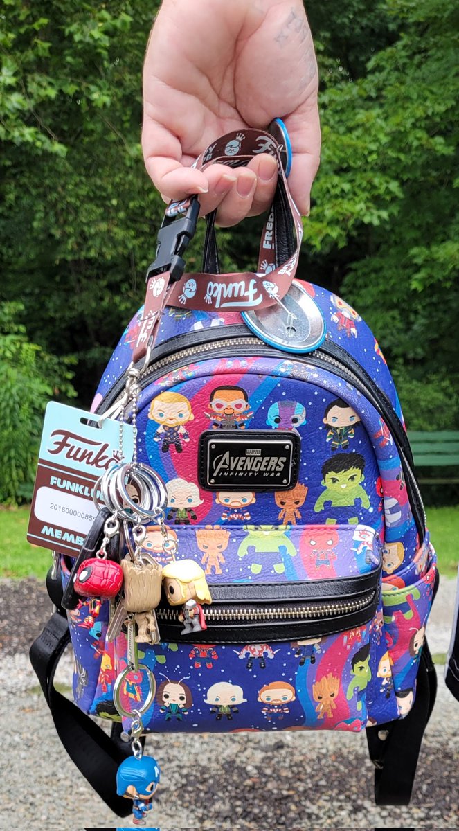 Codenam3CornDog's tweet photo. Day 5 @originalfunko #funkophotoadaychallenge "Funko Accessories" 

Always have a few #PPKS everywhere I go 😁Decided to rock the @loungefly #InfinityWar backpack &amp; #FunkoPocketPops to match🤩

#theunitedfunkofamily #FunkoFamily #FunkoMeansFamily #Funaticofthemonth #MyFunkoStory https://t.co/EVEMhjQxr0
