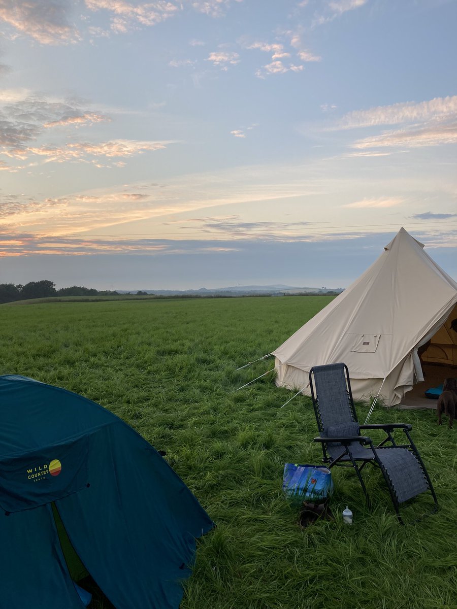 Free_the_worm's tweet photo. Family camping, feels like a million miles from everywhere. #familyfirstfarming https://t.co/gr98V5YCgs