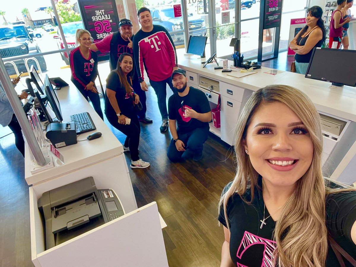 Daniel J Chavez tweet media