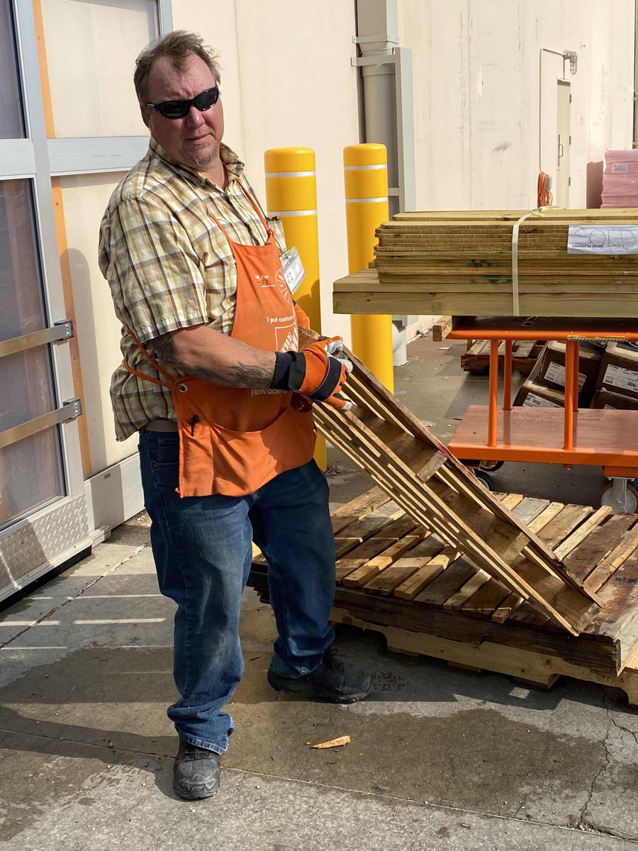 Jim Davis tweet media