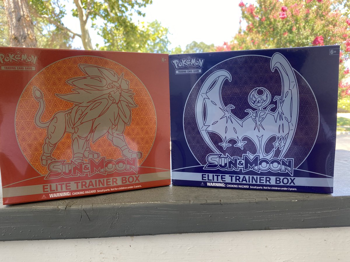 🔥Giveaway Time🔥 To win these Sun & Moon ETBs all you gotta do is: ✔️Like & RT this ✔️Be Following ✔️Say Hi/Hello to 10 strangers - 2x points if it's in person (Zero proof wanted) I'll pick a winner on Monday. Have fun yall