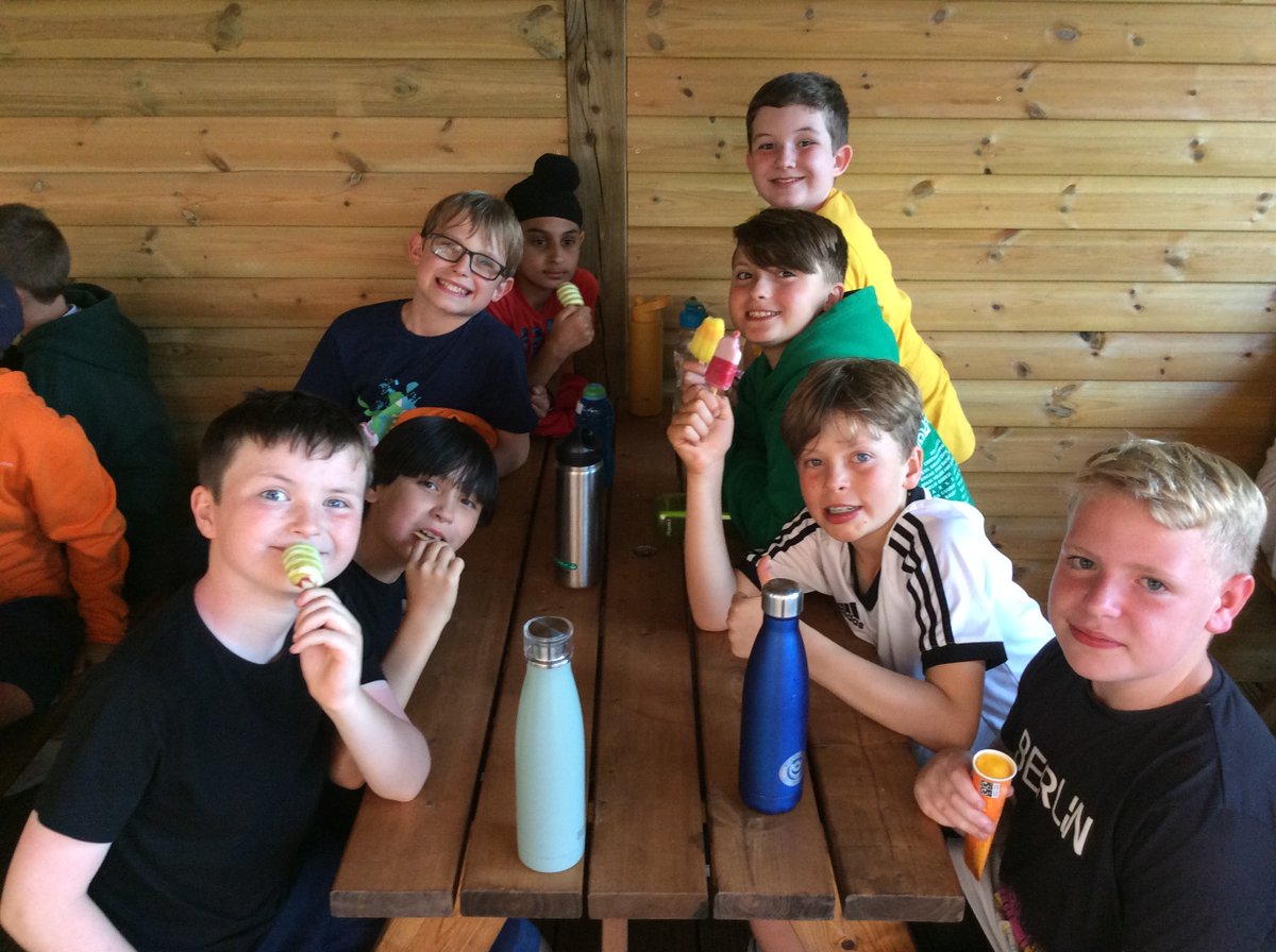TheMarist_WB's tweet photo. And the reward from the treasure hunt was.... ice cream!
🍦🍭 https://t.co/b85NGPi93D
