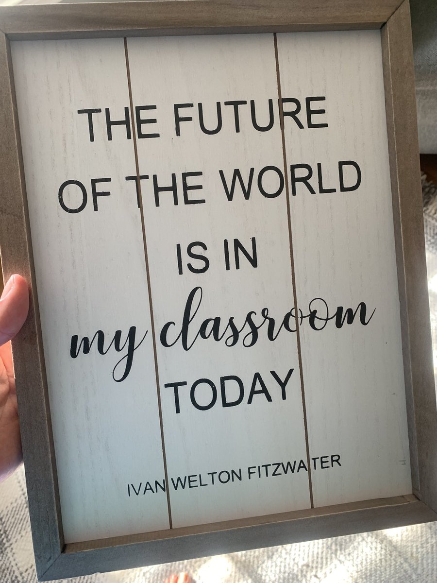 lakegirllat32's tweet photo. Something new for my #speechroom #theBHT #MACSawesome #k12edu #elementarySLP https://t.co/M0XQ83LPXO