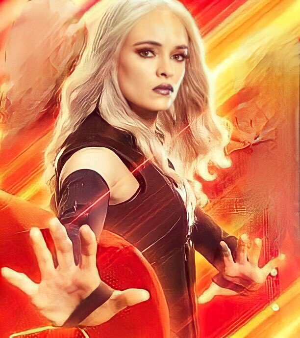 LOOK AT MY QUEEN! ❄️