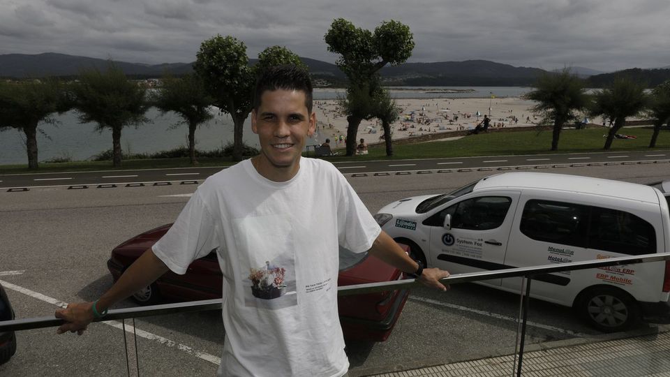 Diego Ríos, entrenador lucense del Levante Fútbol Sala: «Lugo es una ciudad de gran tradición deportiva, única en España» lavoz.gal/sb_ku2