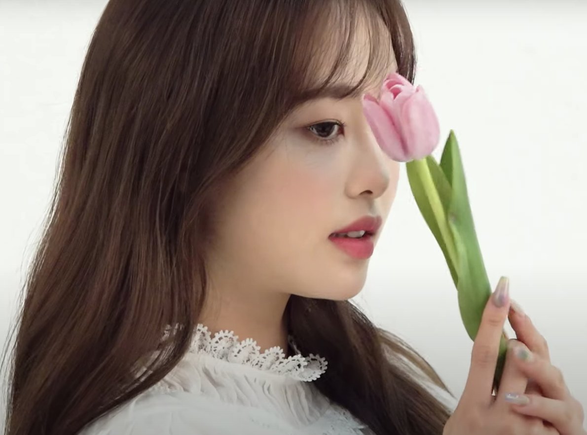 Chuu pics ♡ tweet media
