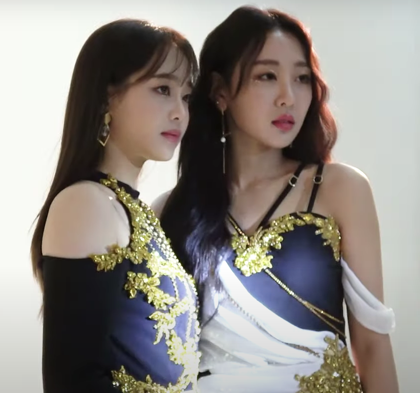 Chuu pics ♡ tweet media