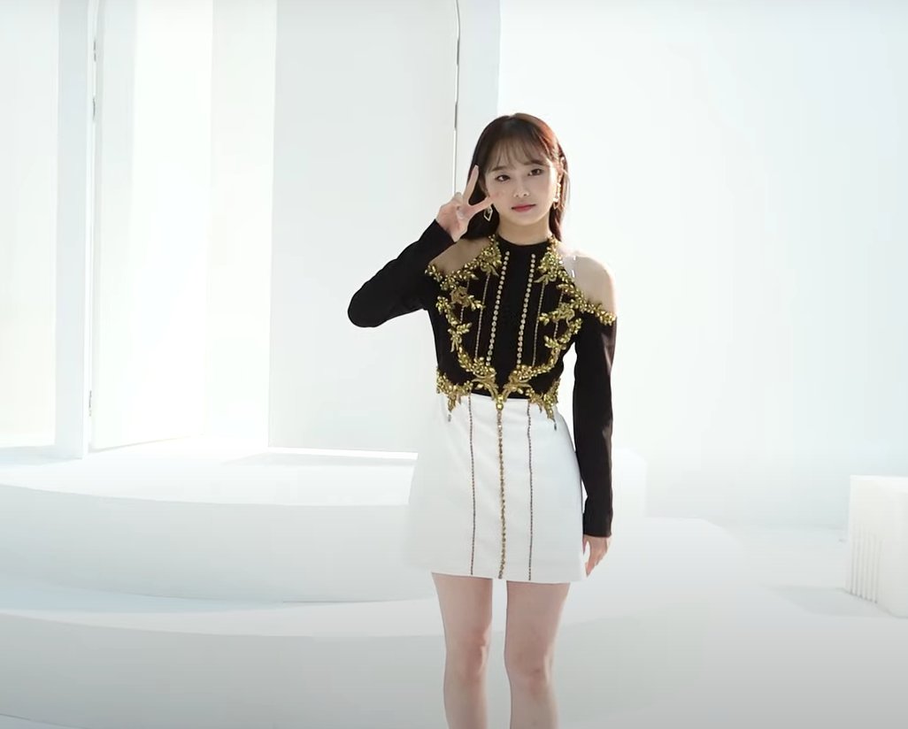 Chuu pics ♡ tweet media