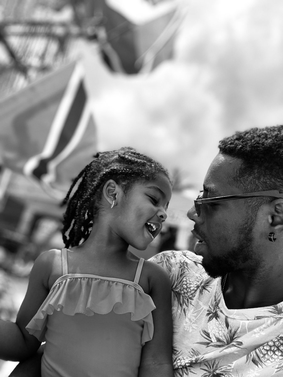 _nikkolai's tweet photo. Quote this with your favorite pic of you and your son(s)/daughter(s) or both to date, I’ll start https://t.co/u6p7TbywS6