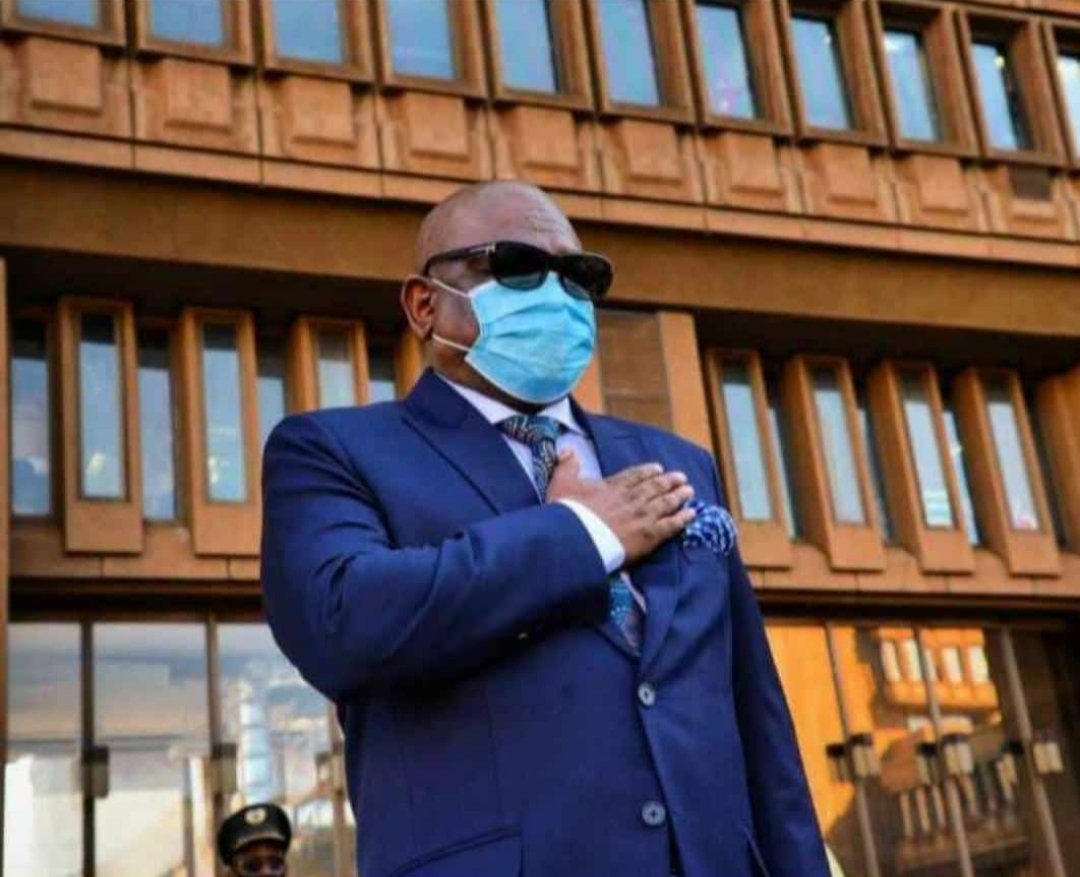 nhlakanedz's tweet photo. Farewell to our Mr Mayor🙏🏾💔😭 https://t.co/uEvMNq0i6x