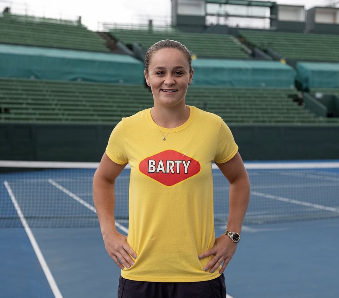 BartyArmy's tweet photo. Let’s get the #BartyParty together tonight to cheer on @ashbarty as she takes on Karolina Pliskova 👊🎉🎾#AshBarty #tennis #letsgoAsh https://t.co/jtDs67y3r2