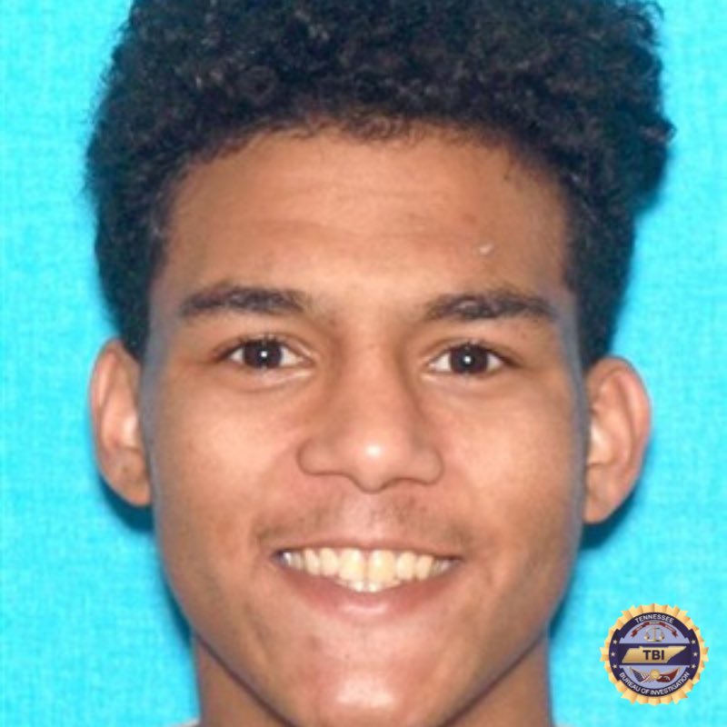 TBInvestigation's tweet photo. #MostWanted fugitives Tarik King and Matthew Robinson should be considered armed and dangerous. 

A reward of up to $2,500 is being offered for information leading to their arrests. 

Spot them? Call the TBI at 1-800-TBI-FIND or the Roane County Sheriff’s Office at 865-717-4217. https://t.co/ShIa5rTDOq