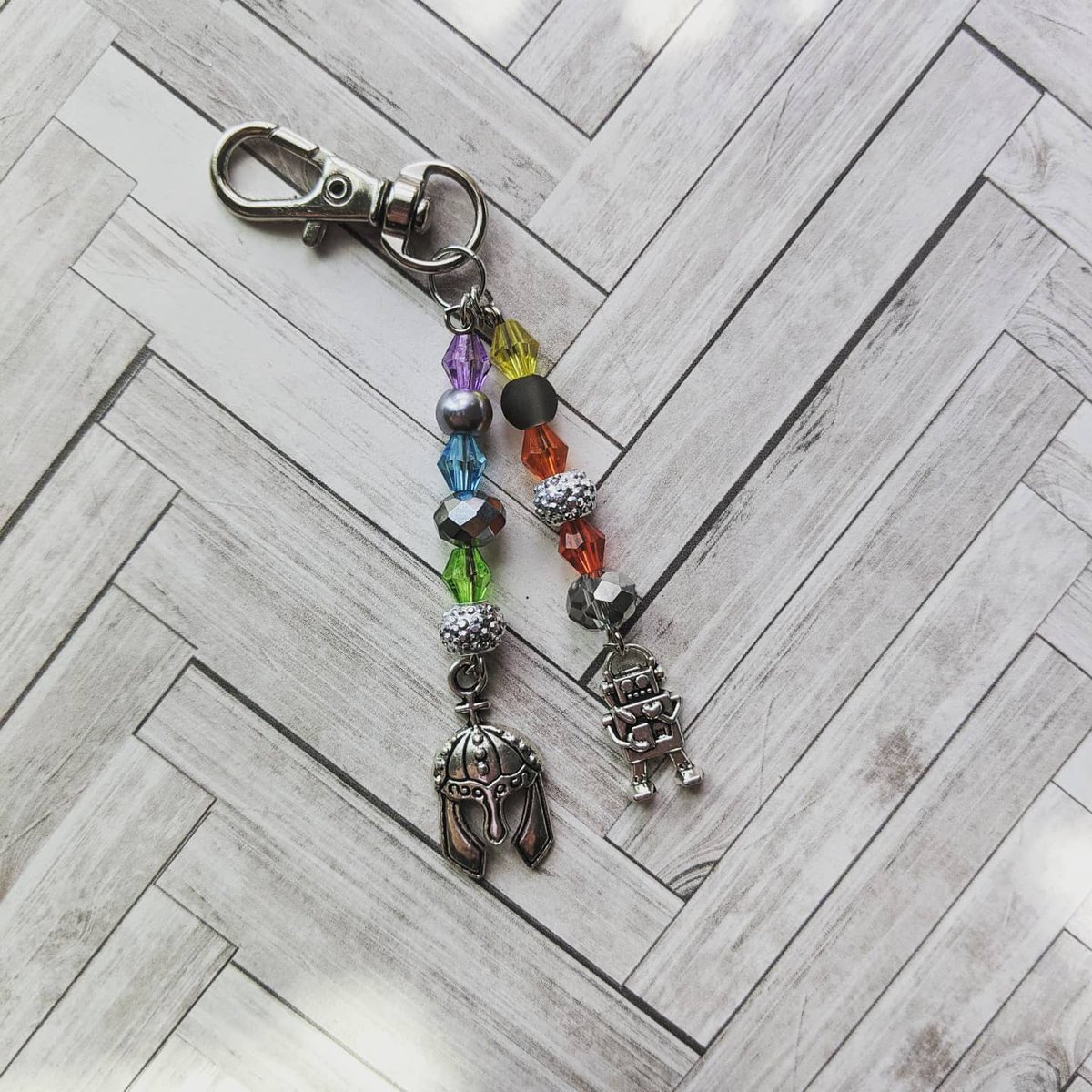 CharmedTruly's tweet photo. New characters finally up on Etsy! Essek, Veth, Kingsley, Artagan, Taryon and Lucien are ready to go home!
#CriticalRole #criticalrolefanart #CriticalRoleSpoilers #CriticalRoleArt #mightynein #voxmachina #exandriaunlimited #dice #dicebag #dnd https://t.co/RWx4LUOUSx
