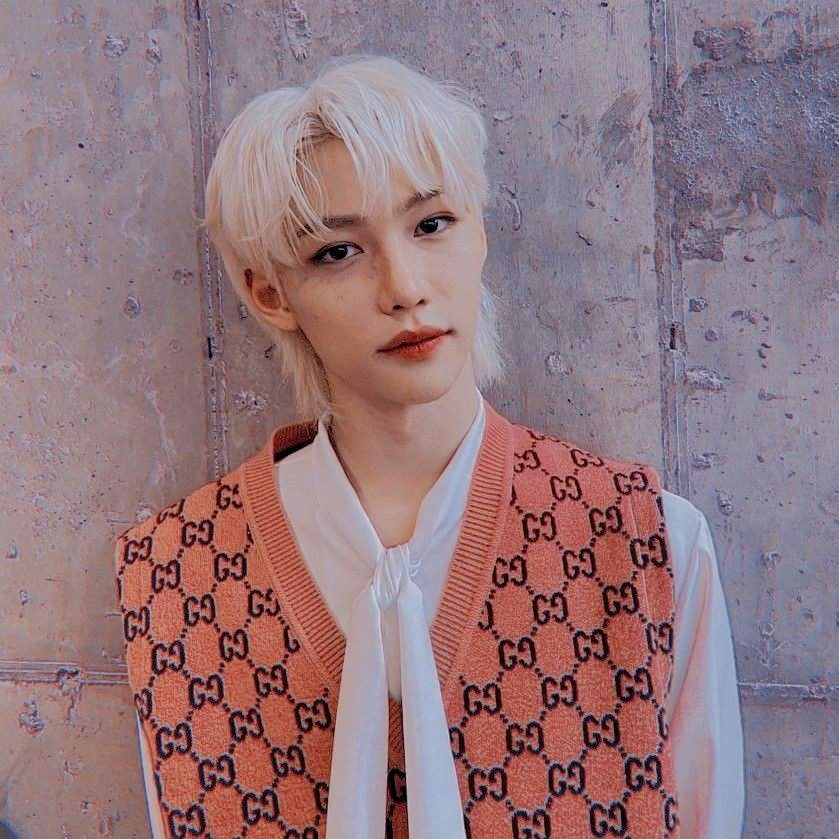 milkistrws's tweet photo. ♡Heart Freckles! - HyunLix au

 "Cada que te enamores una peca de corazón aparecerá en tus mejillas, solo la persona indicada puede hacer que se eliminen uno a uno"
Era una condición que Fel!x tenía y la odiaba con toda su alma pero para HyūnJ!n era lo que más amaba de el https://t.co/VwzlHR0uYl