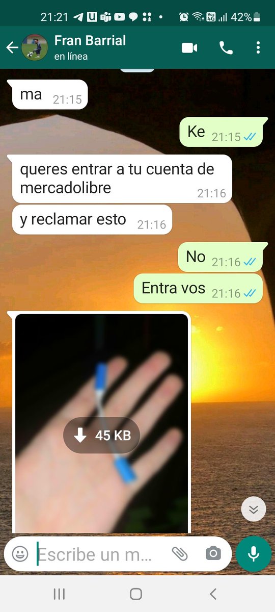 maru2310's tweet photo. El menor me escribe.
Está en su cuarto a dos metros.
#MeMatas
Bai https://t.co/bF9tfRAuhH