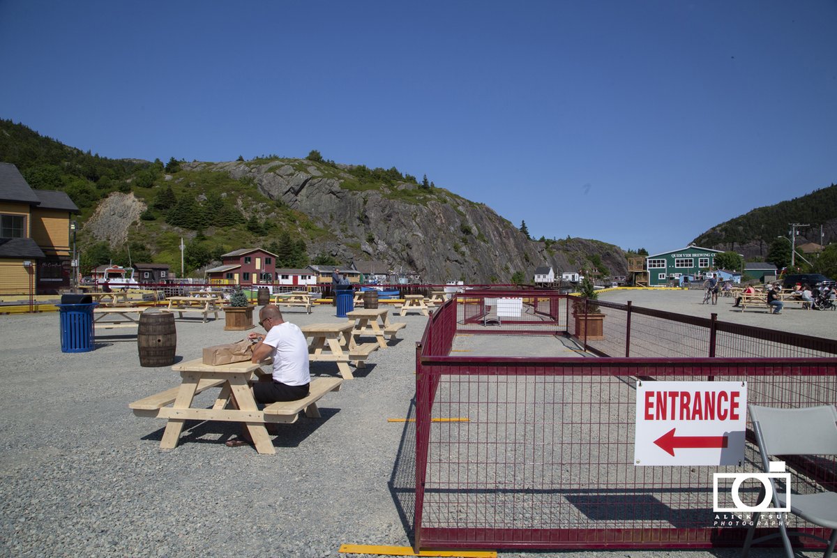 positively4ever's tweet photo. 1st Craft beer tent and truck in NL @landwashbrewery now open in #QuidiVidi #PedestrianMall #visitNL Open full day Saturday this weekend. @CityofStJohns @DestinationSJ #beerisgood #NL #explorenl https://t.co/KA23Fe81DF