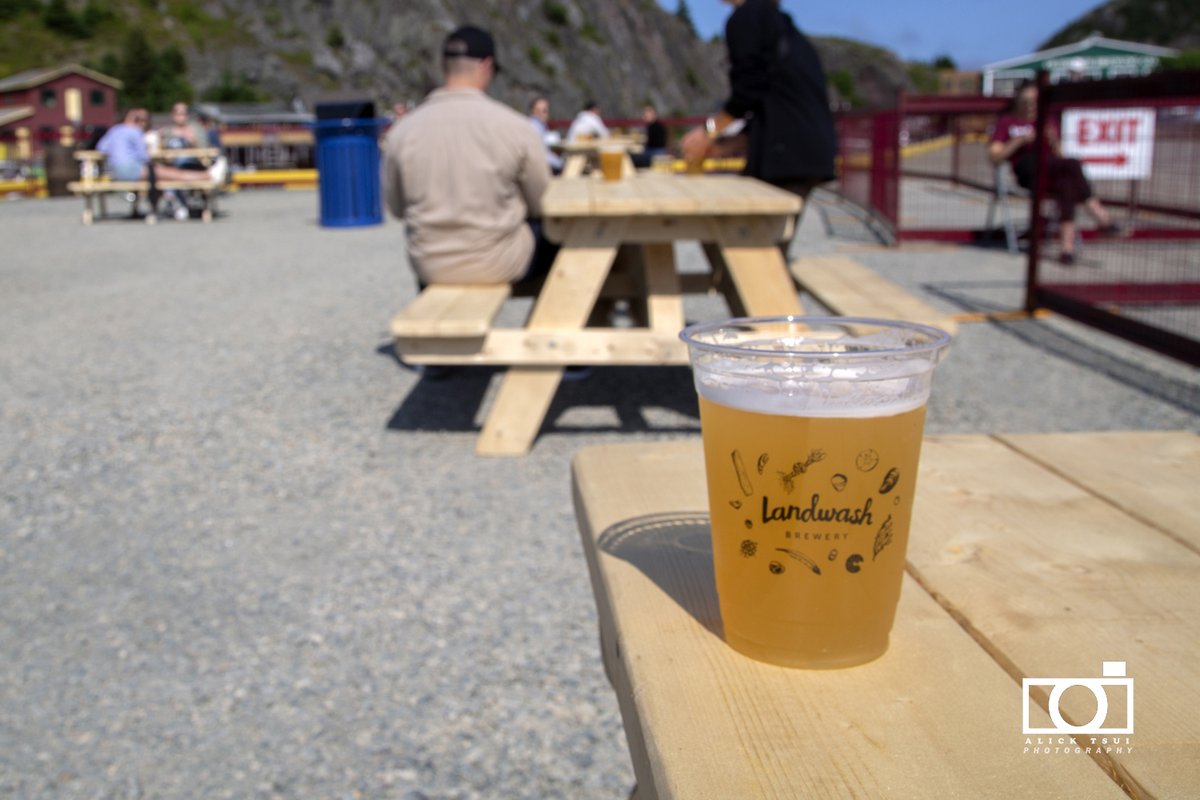 positively4ever's tweet photo. 1st Craft beer tent and truck in NL @landwashbrewery now open in #QuidiVidi #PedestrianMall #visitNL Open full day Saturday this weekend. @CityofStJohns @DestinationSJ #beerisgood #NL #explorenl https://t.co/KA23Fe81DF