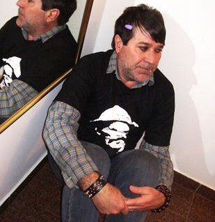 naosalvo's tweet photo. As respostas dessa thread só servem pra colocar imagens do seu emo favorito da internet, ja deixo 4 dos meus: https://t.co/YHdSqp8Xr4