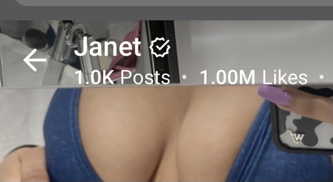 I hit 1 mill likes 🥵💕💕 https://t.co/NrFSsbhjMW
