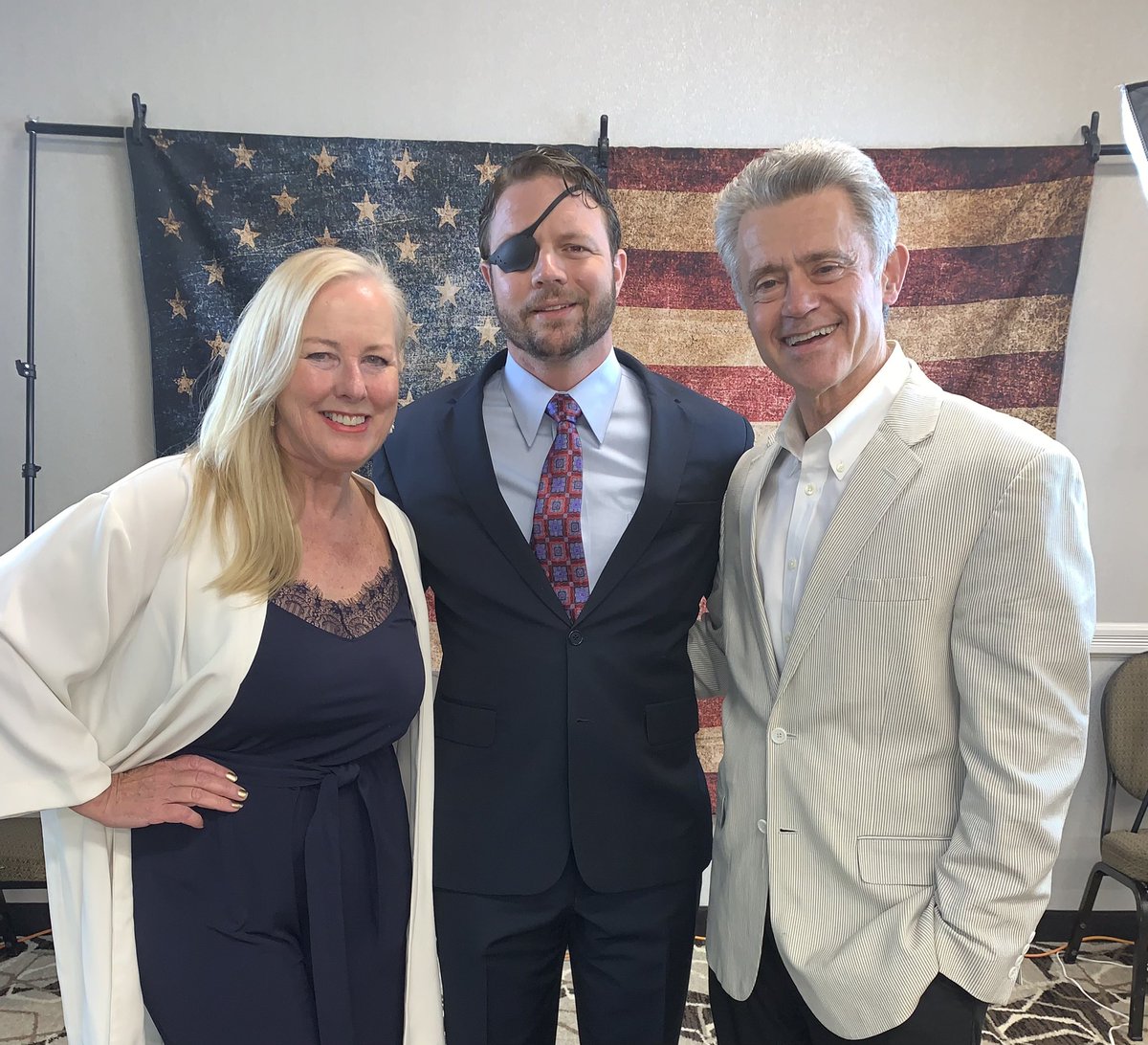 Welcoming Dan Crenshaw <a href="/DanCrenshawTX/">Dan Crenshaw</a> to the Granite State! Great American Patriot! 👍🇺🇸 #NHPolitics