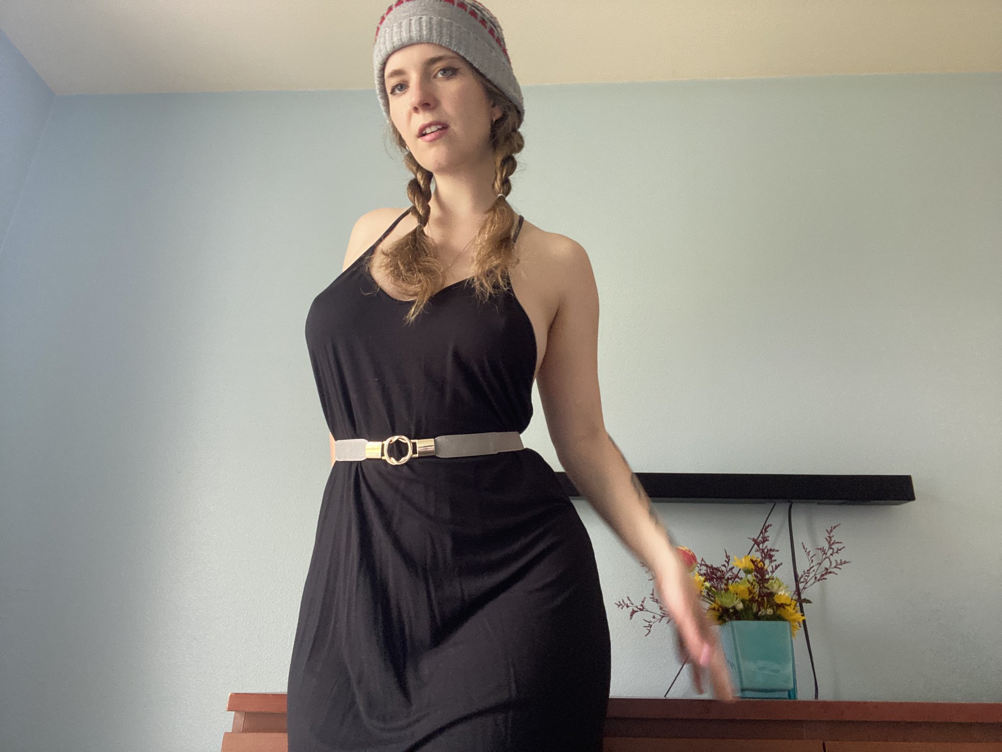 Harper the Fox🦊 Top 1.2% OnlyFans on Twitter: "Would you like to watch