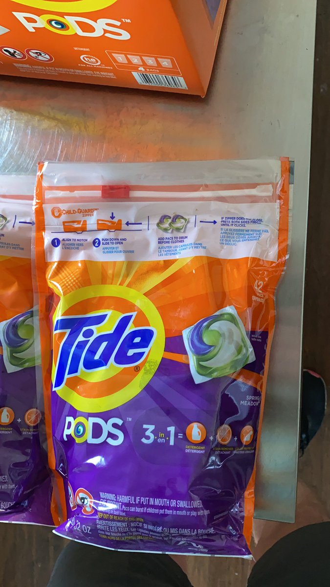 __Pelle's tweet photo. @tide somebody screwed up the machine. My bags are all sealed below the zipper.. https://t.co/wSjiLb5AXA