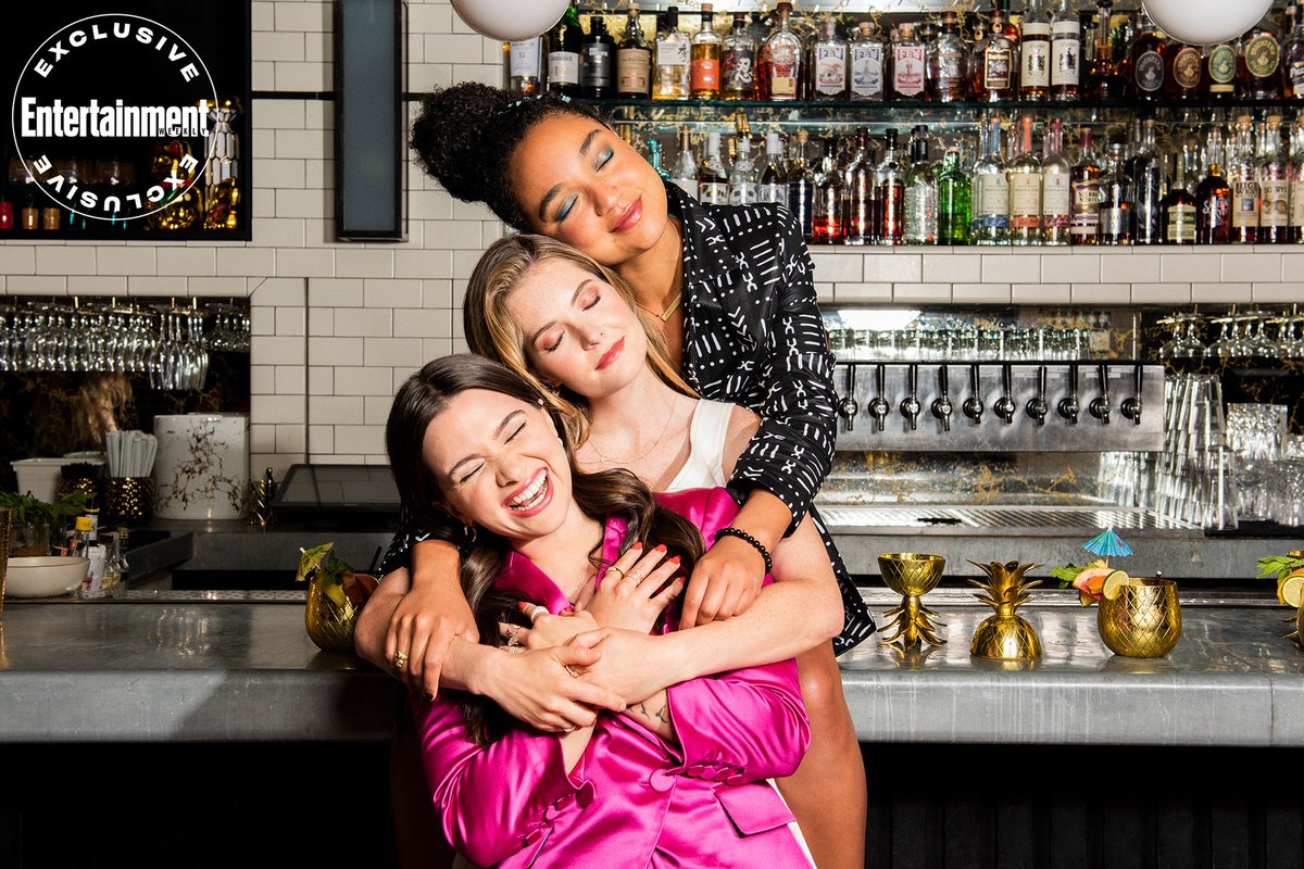 boldtypebrasil's tweet photo. Aisha Dee, Katie Stevens e Meghann Fahy em ensaio para a Entertainment Weekly durante a última entrevista de nosso trio em divulgação ao último episódio de #TheBoldType. https://t.co/n7qtenFjoE